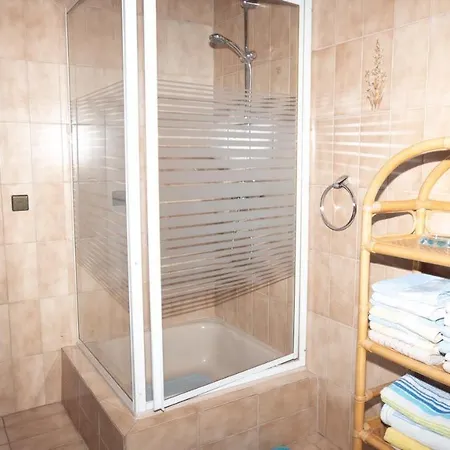 Grosse-ferienwohnung-ueber-2-etagen-bei-frankfurt *